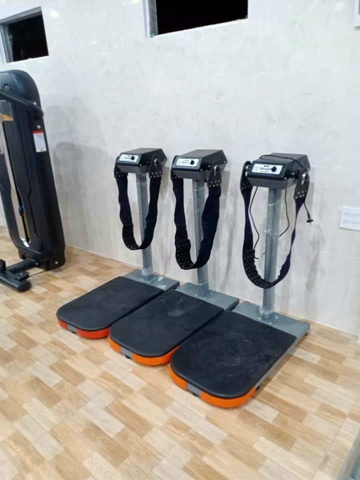 Máy massage bụng đứng